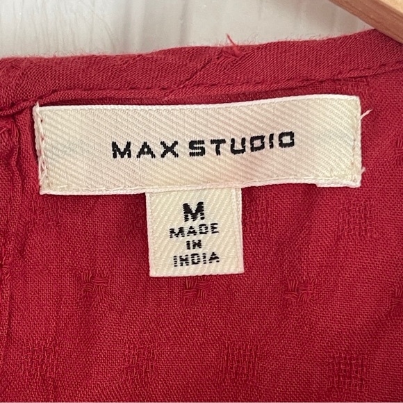 Max Studio Embroidered Top Sz M Gently Loved - Picture 4 of 4